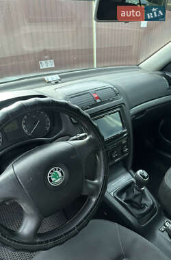 Лифтбек Skoda Octavia 2006 в 
