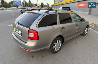 Универсал Skoda Octavia 2010 в 