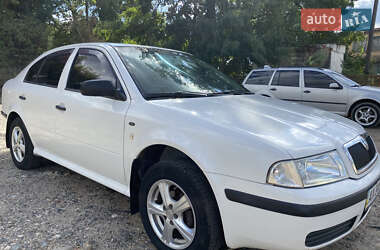 Лифтбек Skoda Octavia 2003 в 