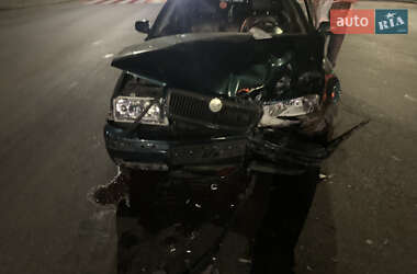 Лифтбек Skoda Octavia 2002 в  фото 4 Лифтбек Skoda Octavia 2002 в