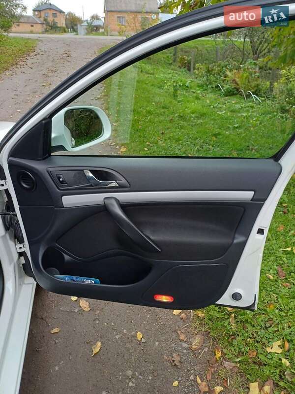 Ліфтбек Skoda Octavia 2011 в Буську