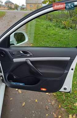 Лифтбек Skoda Octavia 2011 в 