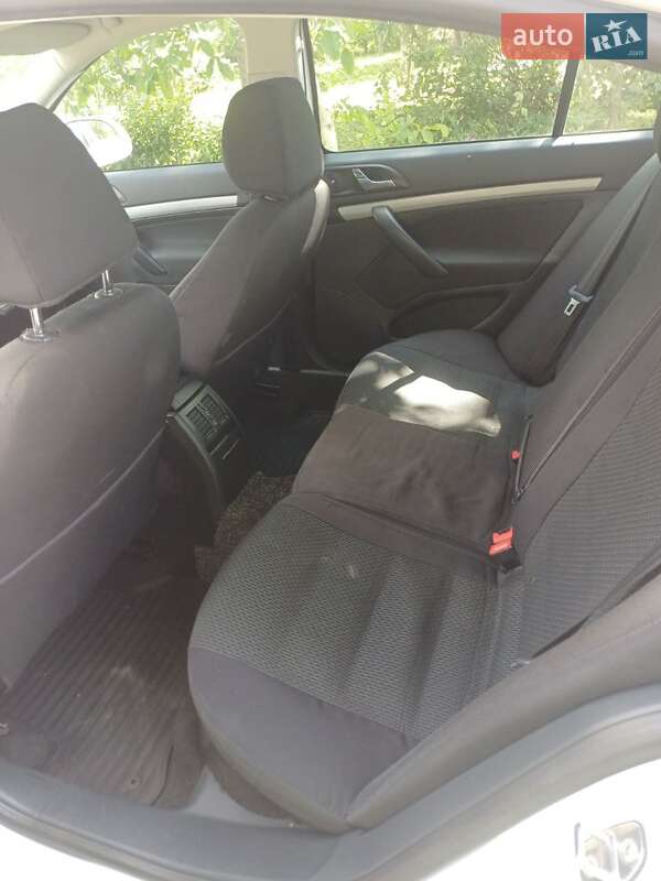 Ліфтбек Skoda Octavia 2011 в Буську