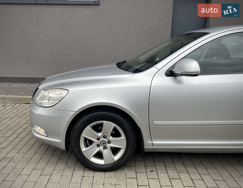 Лифтбек Skoda Octavia 2009 в Мукачево