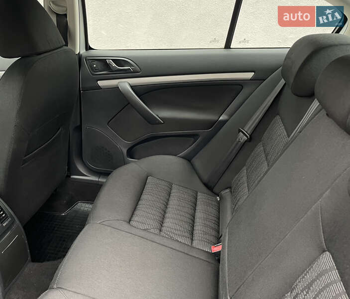 Лифтбек Skoda Octavia 2009 в Мукачево