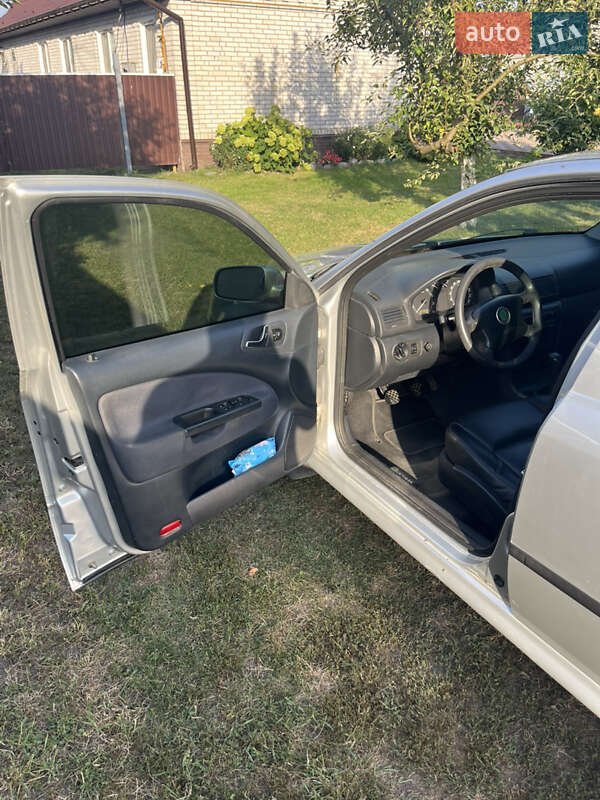 Лифтбек Skoda Octavia 2006 в Белой Церкви