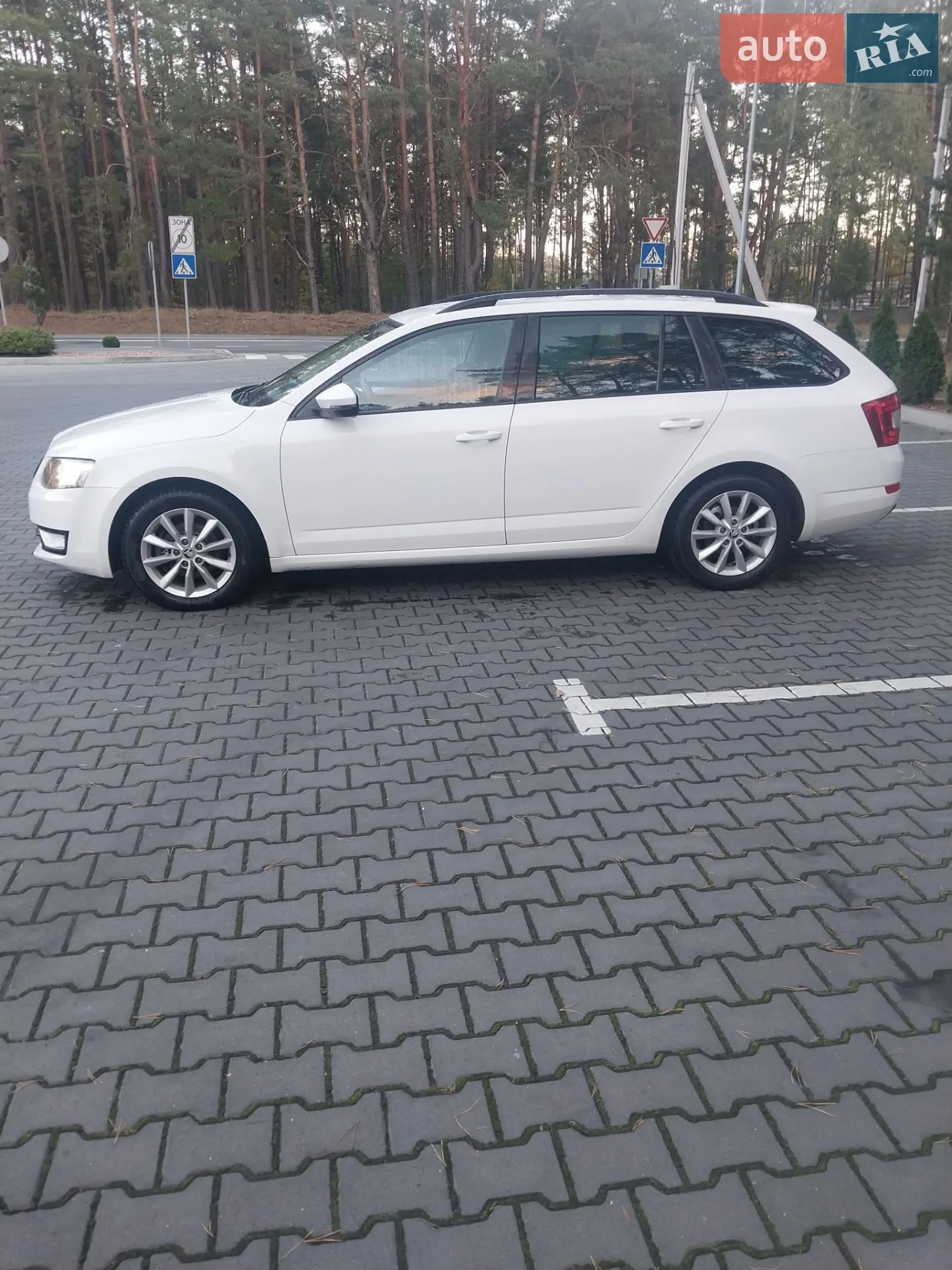 2015 Skoda Octavia - мініатюра 10