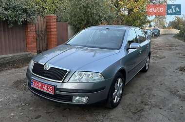 Лифтбек Skoda Octavia 2006 в 