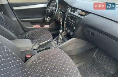 Лифтбек Skoda Octavia 2013 в 