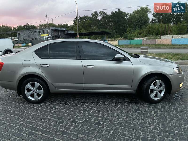 Ліфтбек Skoda Octavia 2013 в Дніпрі фото 3 Ліфтбек Skoda Octavia 2013 в Дніпрі