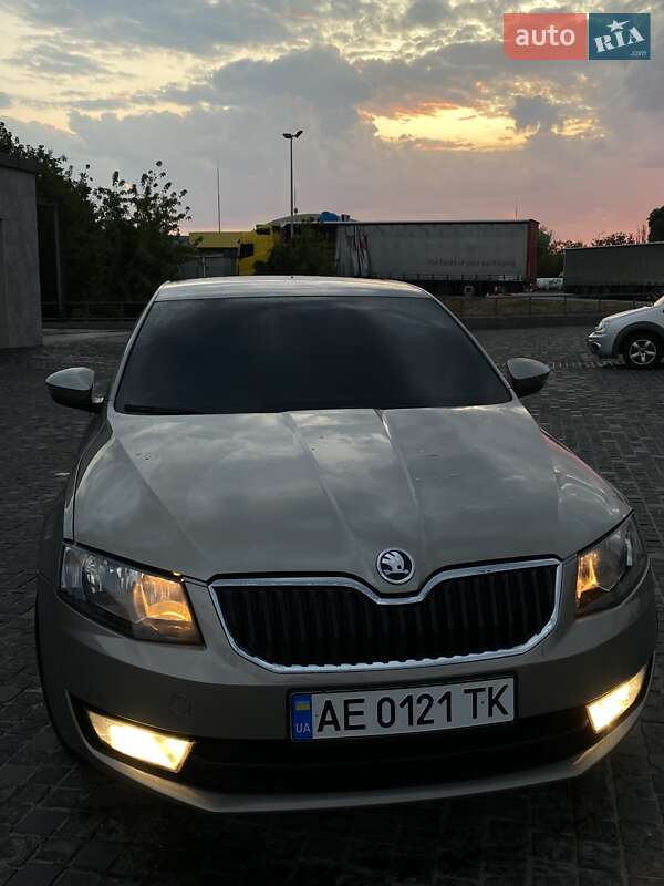 Ліфтбек Skoda Octavia 2013 в Дніпрі фото 8 Ліфтбек Skoda Octavia 2013 в Дніпрі