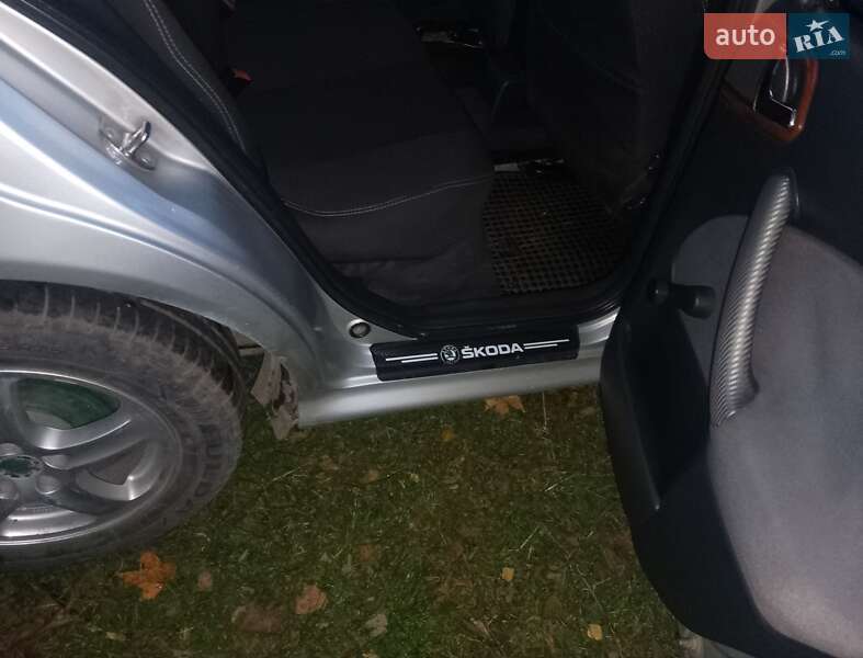 Ліфтбек Skoda Octavia 2001 в Стрию