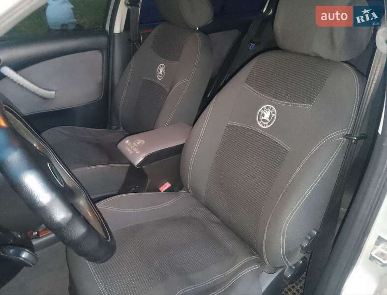 Ліфтбек Skoda Octavia 2001 в Стрию