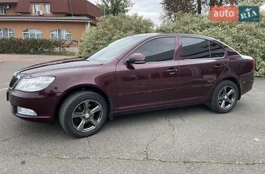 Лифтбек Skoda Octavia 2010 в 