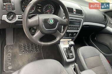 Лифтбек Skoda Octavia 2010 в 