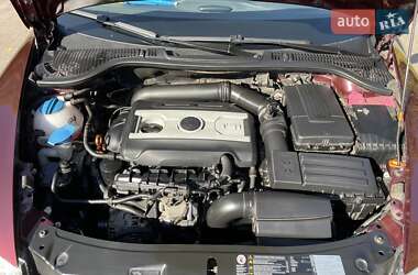 Лифтбек Skoda Octavia 2010 в 