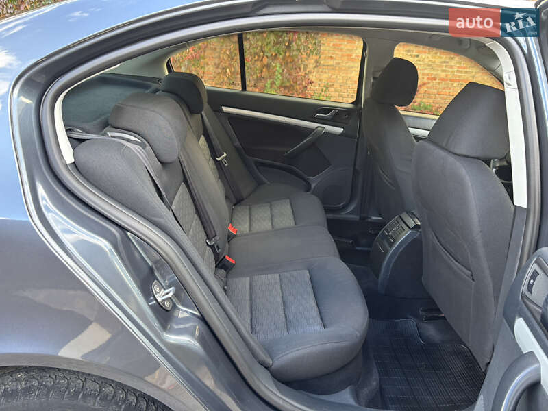 Лифтбек Skoda Octavia 2011 в Запорожье