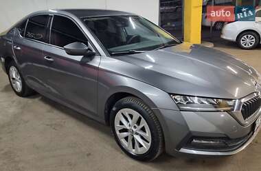 Лифтбек Skoda Octavia 2023 в 