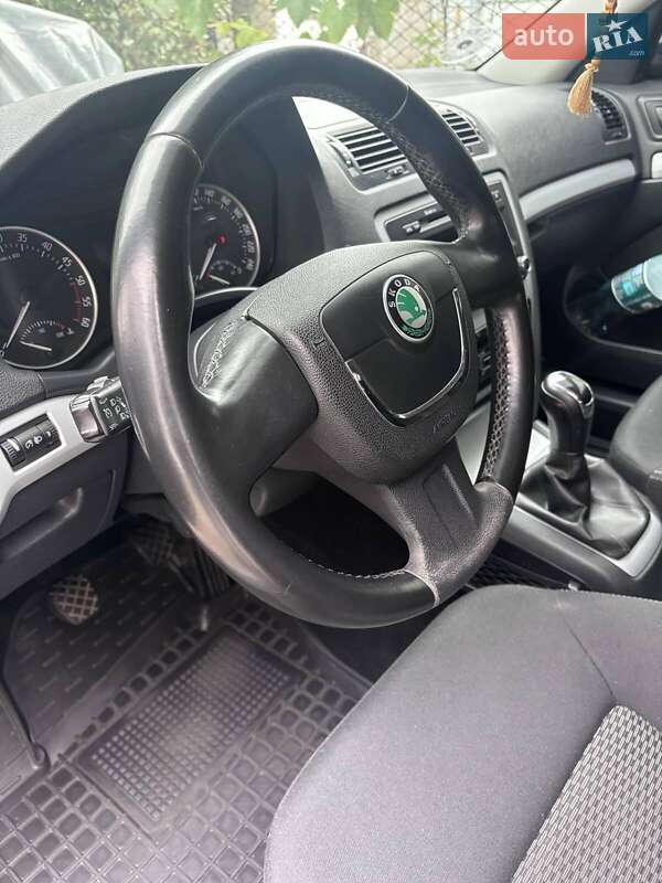 Лифтбек Skoda Octavia 2011 в Звенигородке фото 20 Лифтбек Skoda Octavia 2011 в Звенигородке