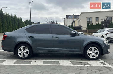 Лифтбек Skoda Octavia 2016 в 