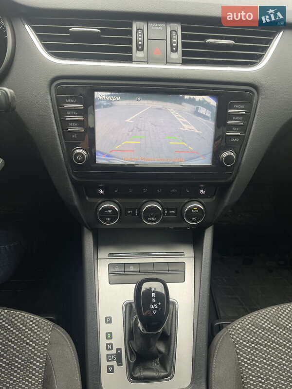 Лифтбек Skoda Octavia 2016 в Ровно