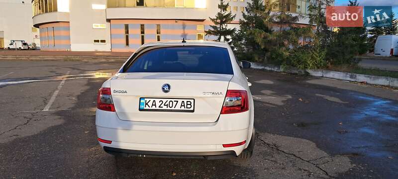 Лифтбек Skoda Octavia 2019 в Киеве