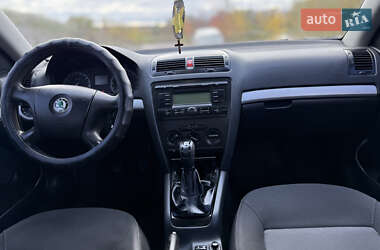 Лифтбек Skoda Octavia 2008 в 