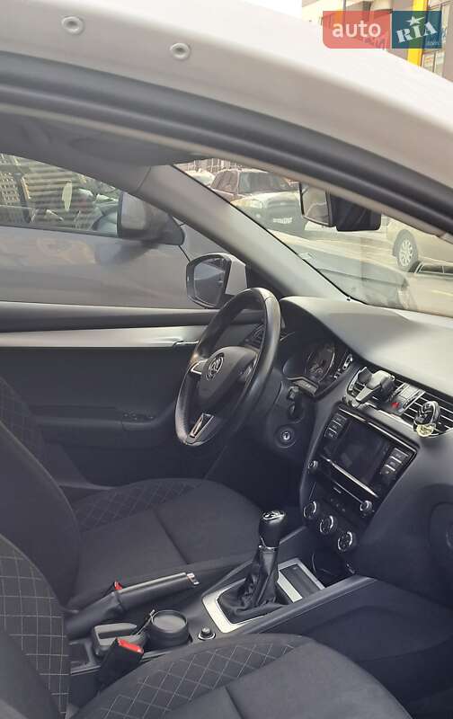 Лифтбек Skoda Octavia 2019 в Киеве