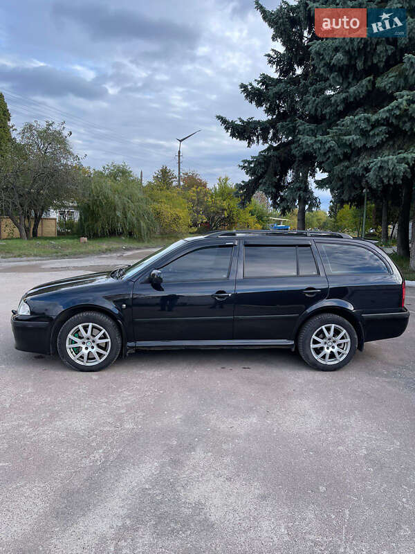 Универсал Skoda Octavia 2002 в Коростышеве