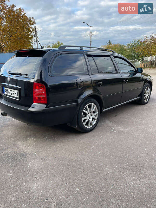 Универсал Skoda Octavia 2002 в Коростышеве