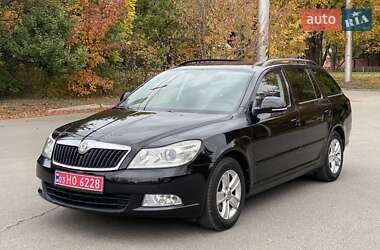 Универсал Skoda Octavia 2010 в 