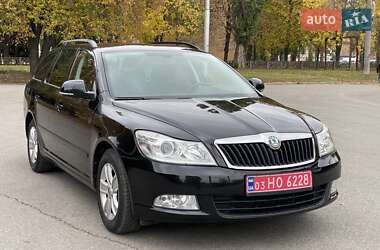 Универсал Skoda Octavia 2010 в 
