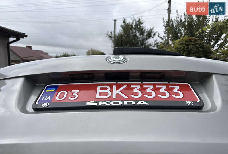 Універсал Skoda Octavia 2008 в Дніпрі