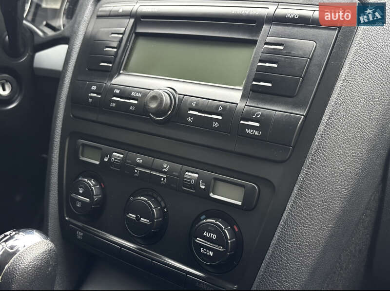 Універсал Skoda Octavia 2008 в Дніпрі