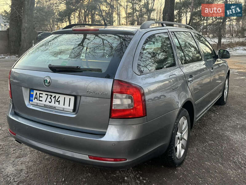 Универсал Skoda Octavia 2012 в Каменском