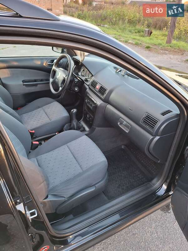 Универсал Skoda Octavia 2005 в Умани