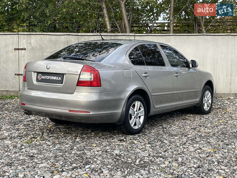 Лифтбек Skoda Octavia 2013 в Киеве