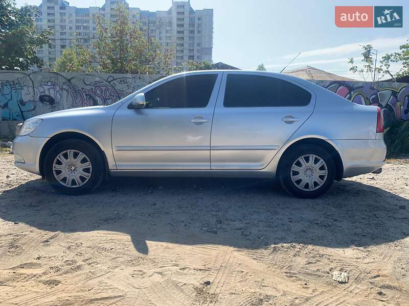 Лифтбек Skoda Octavia 2009 в Киеве фото 3 Лифтбек Skoda Octavia 2009 в Киеве