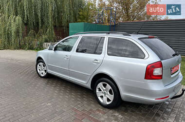 Универсал Skoda Octavia 2012 в 