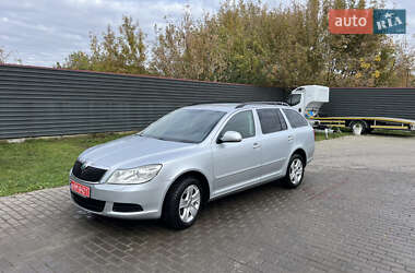 Универсал Skoda Octavia 2012 в 