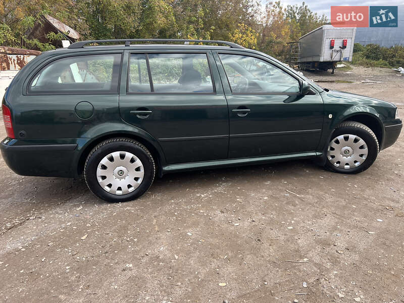 Универсал Skoda Octavia 2004 в Виннице