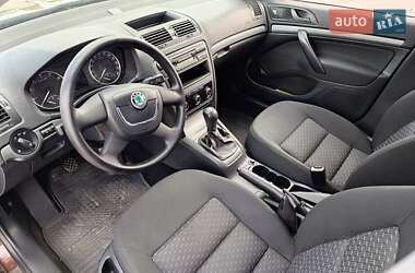 Лифтбек Skoda Octavia 2009 в 