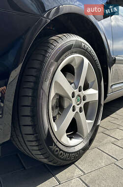 Універсал Skoda Octavia 2011 в  фото 3 Універсал Skoda Octavia 2011 в