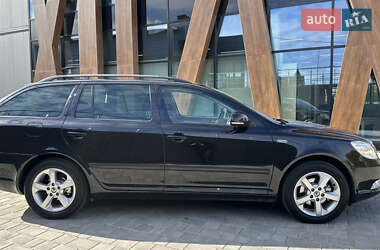 Універсал Skoda Octavia 2011 в  фото 11 Універсал Skoda Octavia 2011 в