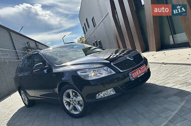Універсал Skoda Octavia 2011 в  фото 18 Універсал Skoda Octavia 2011 в