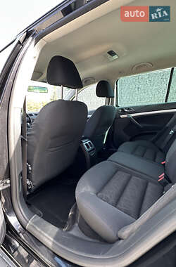 Універсал Skoda Octavia 2011 в  фото 41 Універсал Skoda Octavia 2011 в