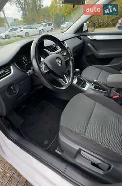Лифтбек Skoda Octavia 2016 в 