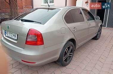 Ліфтбек Skoda Octavia 2012 в  фото 4 Ліфтбек Skoda Octavia 2012 в