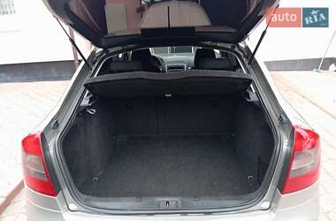 Ліфтбек Skoda Octavia 2012 в  фото 22 Ліфтбек Skoda Octavia 2012 в