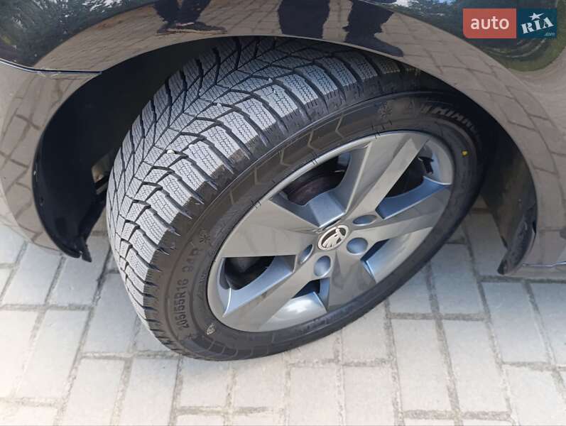 Універсал Skoda Octavia 2014 в Львові фото 15 Універсал Skoda Octavia 2014 в Львові
